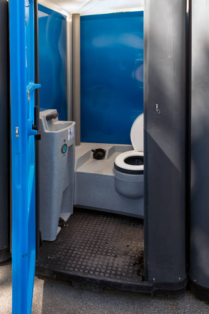 Affordable portable toilet rental in Suitland, MD